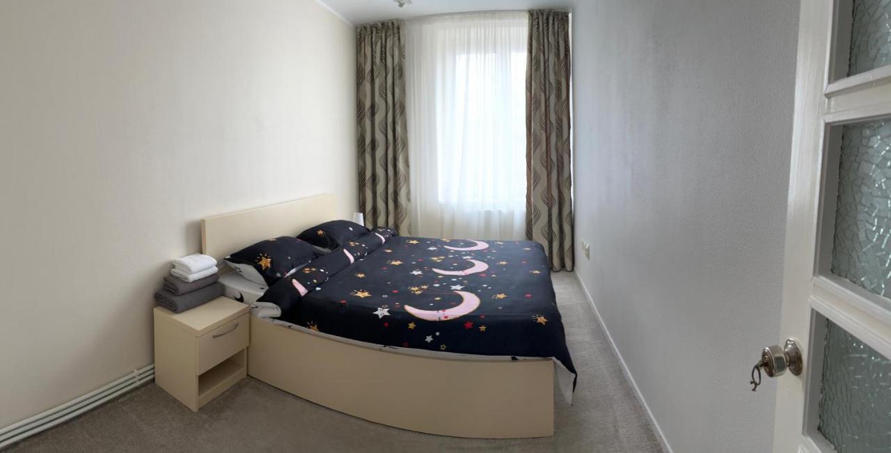 Linna Apartament Galati  Exterior photo